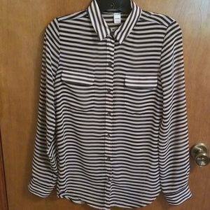 Old Navy Chiffon blouse